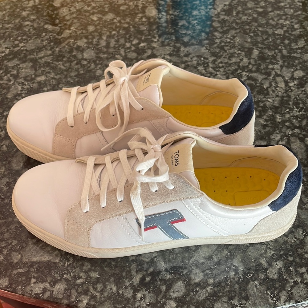 TOMS Leandro Men’s Sneakers‎